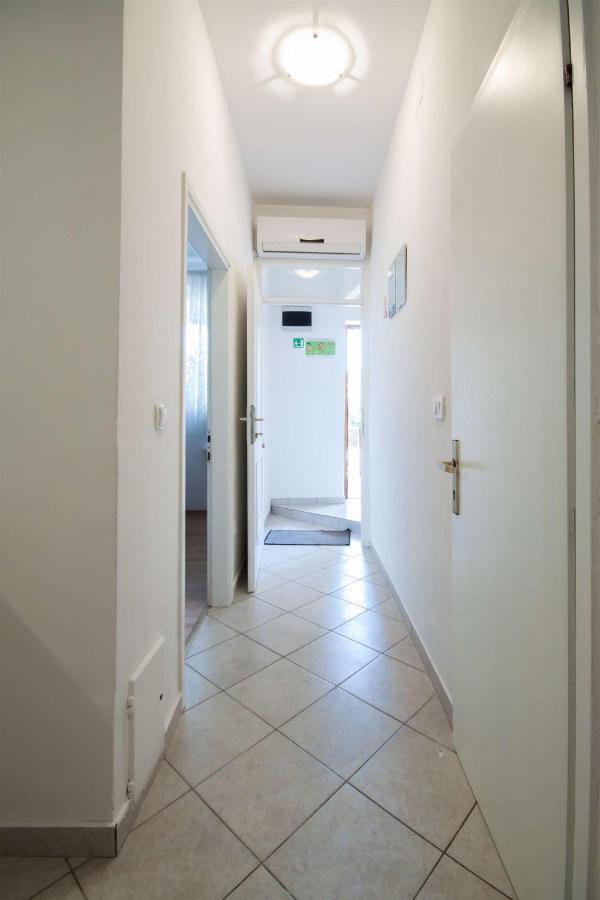 Apartments Dara ウマグ エクステリア 写真