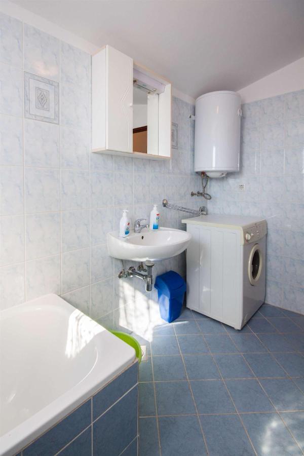 Apartments Dara ウマグ エクステリア 写真