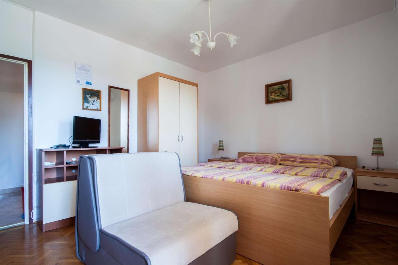 Apartments Dara ウマグ エクステリア 写真