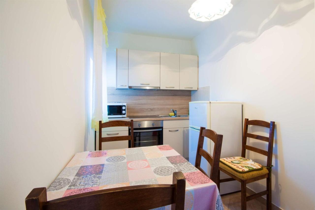 Apartments Dara ウマグ エクステリア 写真