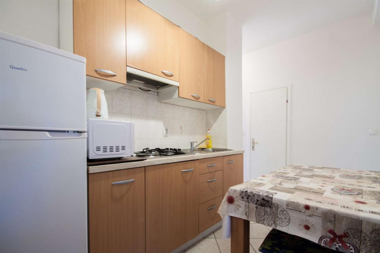 Apartments Dara ウマグ エクステリア 写真